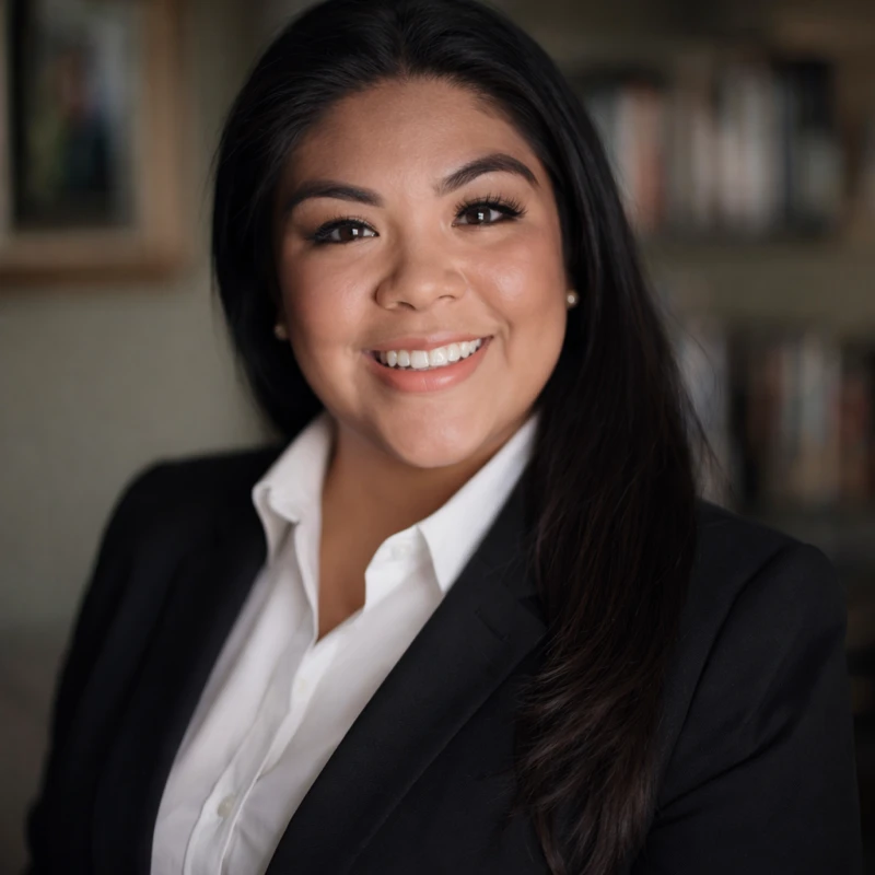 Patty Cruz, Spanish Language Communication Director | Directora de Comunicaciones de Lenguaje en Español of WeFoster LA